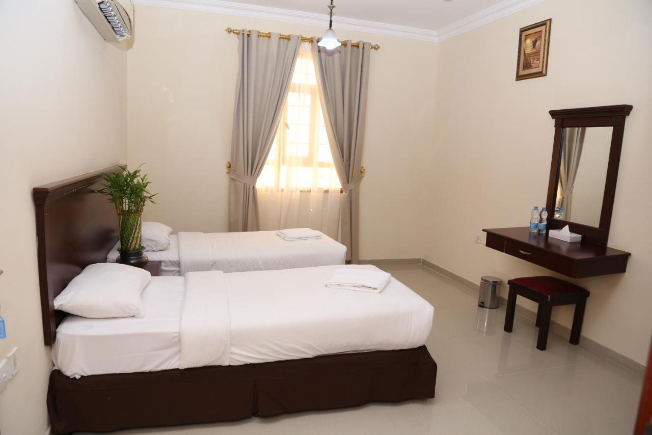 Jarzez Hotel Apartments Al Hail As-Sib Zewnętrze zdjęcie