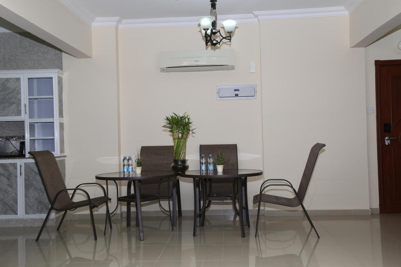 Jarzez Hotel Apartments Al Hail As-Sib Zewnętrze zdjęcie