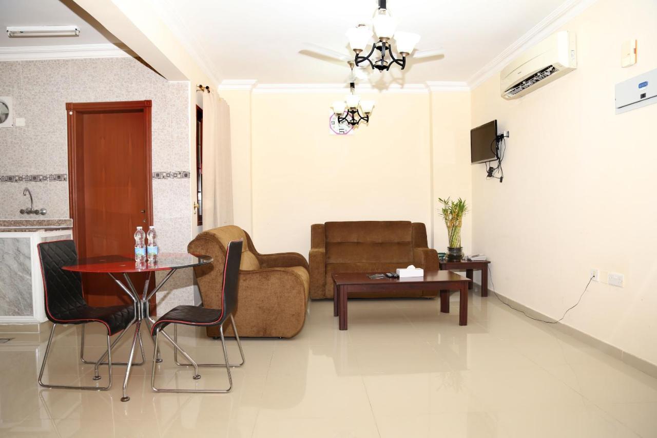 Jarzez Hotel Apartments Al Hail As-Sib Zewnętrze zdjęcie