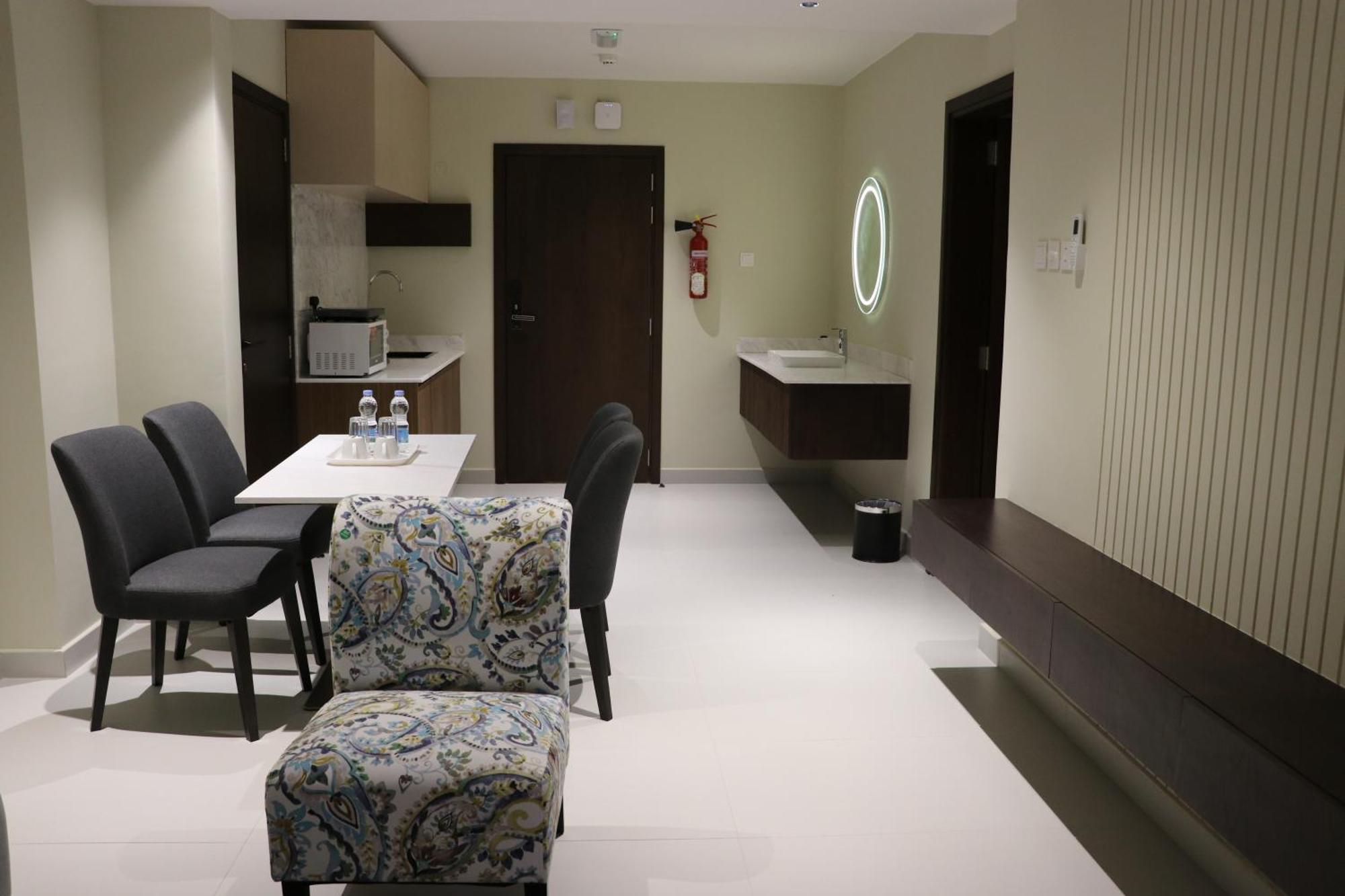Jarzez Hotel Apartments Al Hail As-Sib Zewnętrze zdjęcie