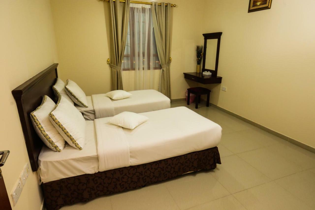 Jarzez Hotel Apartments Al Hail As-Sib Zewnętrze zdjęcie
